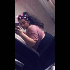 Meet your Posher, Valeria